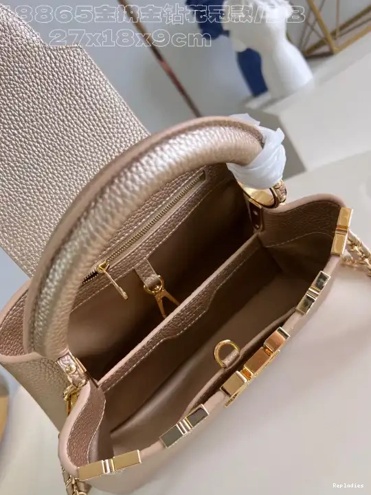 Repzbay BB-27*18*9CM LOUIS VUITTON CAPUCINES 0613
